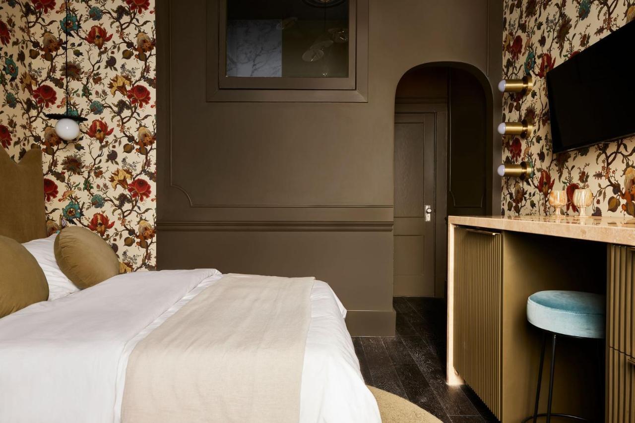 Hotel Julie Стратфорд Экстерьер фото